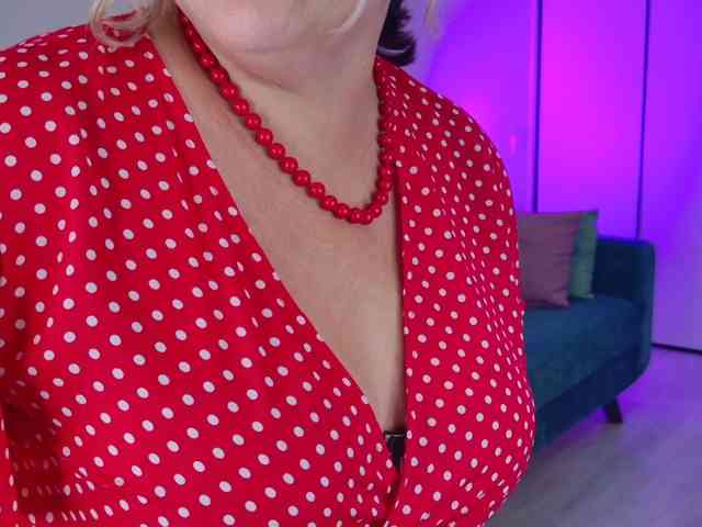 NinaWeiss NinaWeiss