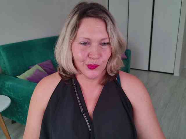 NinaWeiss webcam