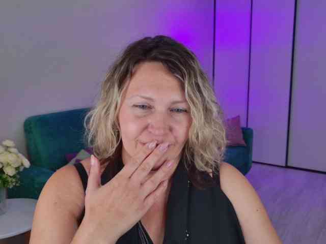 NinaWeiss webcam