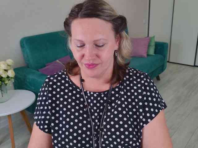 NinaWeiss NinaWeiss