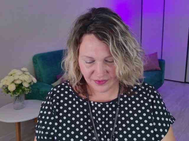 NinaWeiss webcam