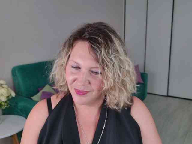 NinaWeiss webcam