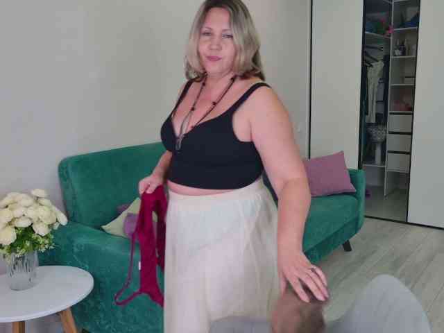 NinaWeiss webcam
