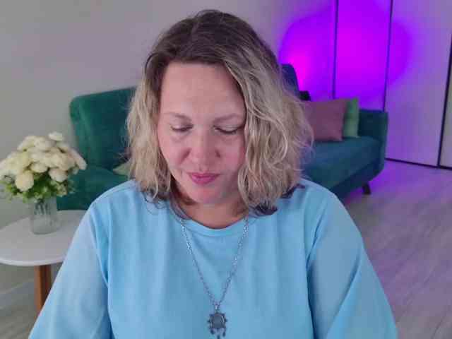 NinaWeiss webcam