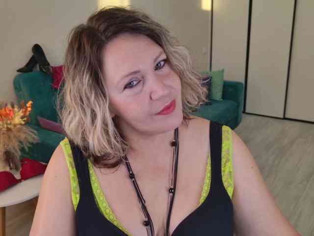 NinaWeiss NinaWeiss
