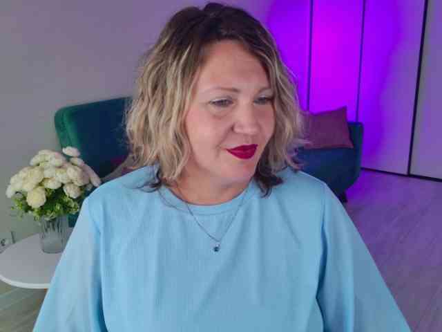 NinaWeiss NinaWeiss