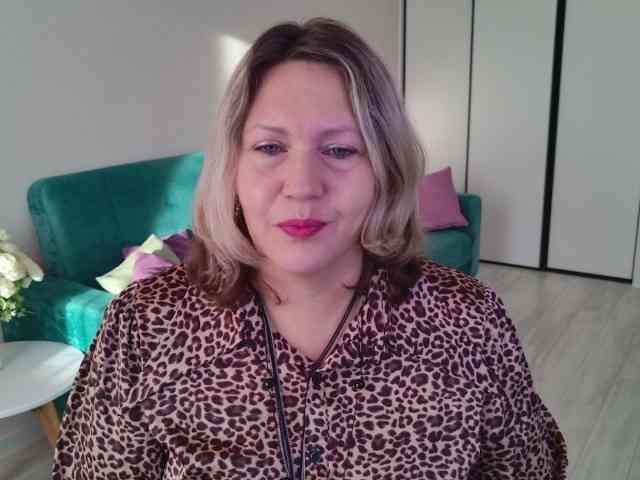 NinaWeiss webcam