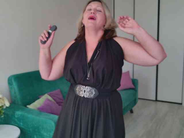 NinaWeiss webcam