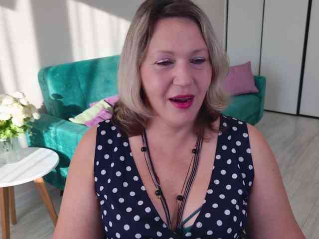 NinaWeiss webcam