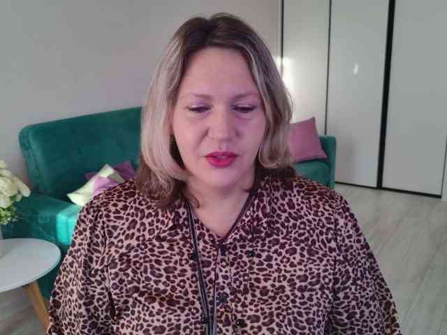 NinaWeiss webcam