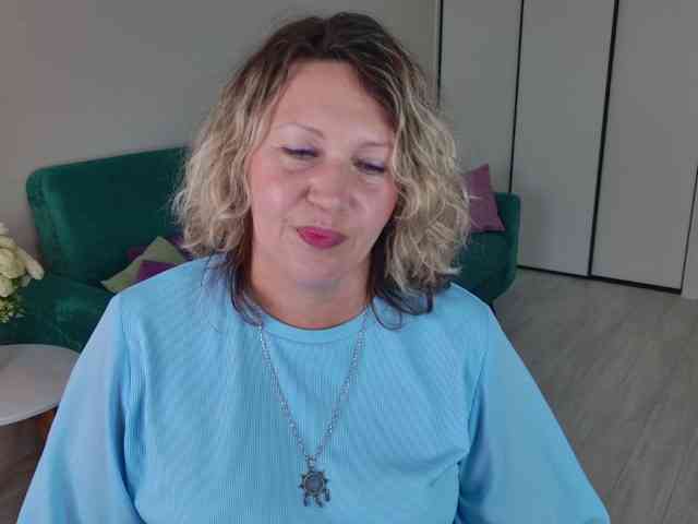 NinaWeiss webcam