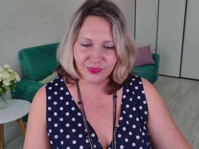 NinaWeiss webcam