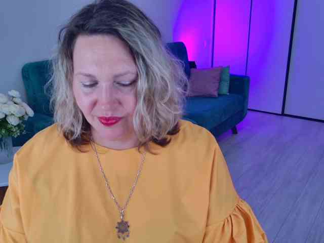 NinaWeiss webcam