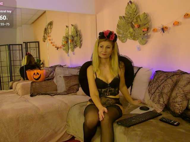 AlexaDaddario live cam on BongaCams