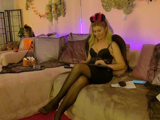 AlexaDaddario live cam preview