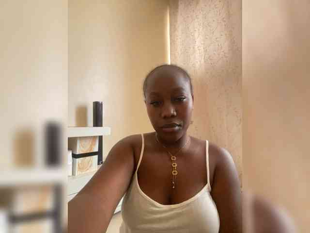 Sexysassy11 webcam