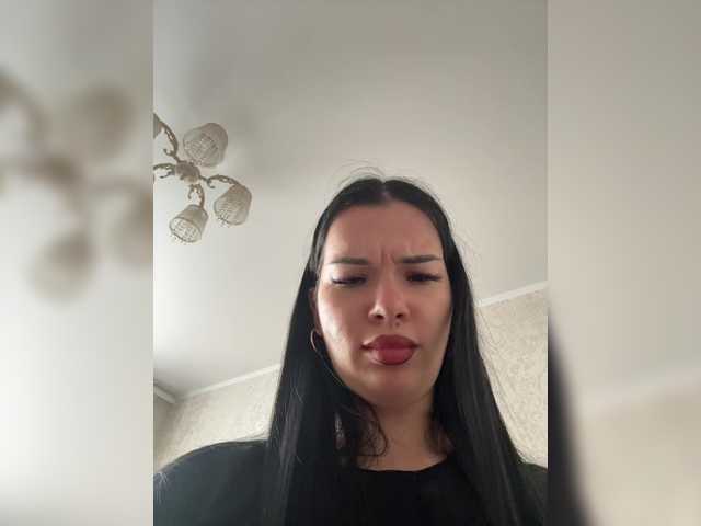 Wichesa live cam on BongaCams