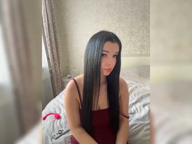 Wichesa live cam on BongaCams