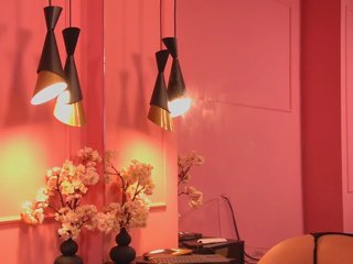 ReinaTriana Porn Show
