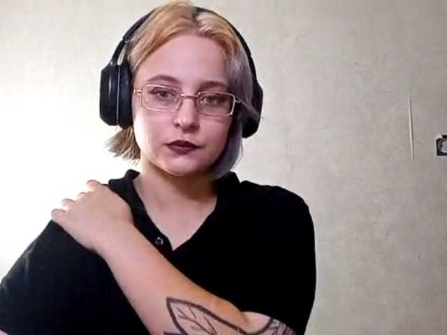 SheaWerth live cam on BongaCams