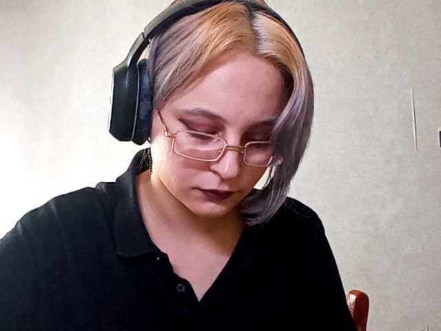 SheaWerth live cam on BongaCams