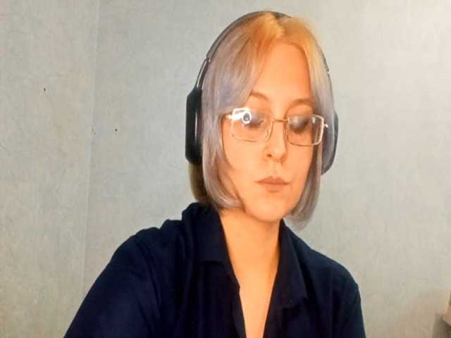 SheaWerth live cam on BongaCams