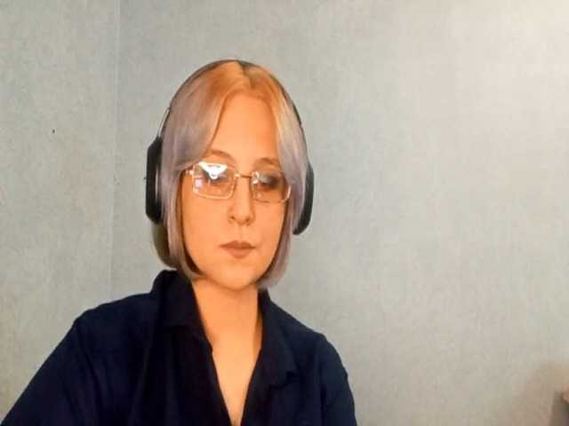 SheaWerth live cam on BongaCams
