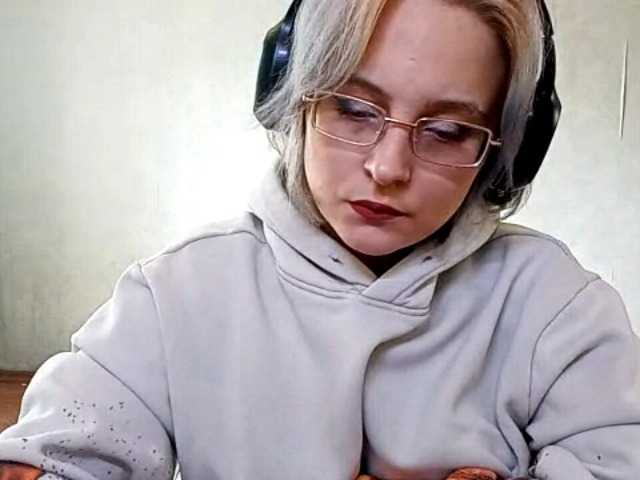 SheaWerth live cam on BongaCams