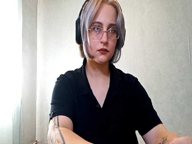 SheaWerth live cam on BongaCams