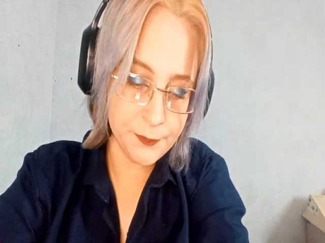 SheaWerth live cam on BongaCams