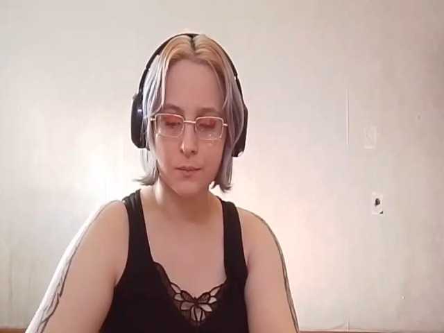 SheaWerth live cam on BongaCams