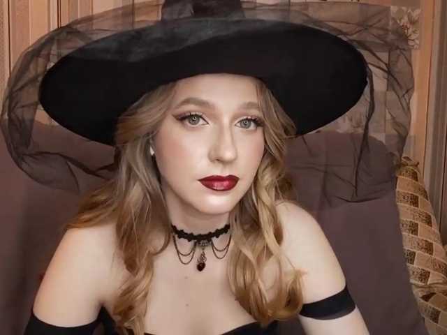 SkyeRosa live cam on BongaCams