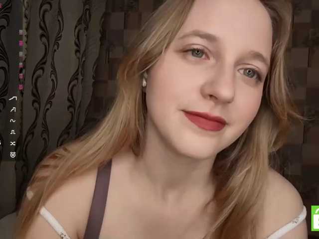 SkyeRosa live cam on BongaCams
