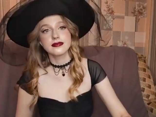 SkyeRosa live cam on BongaCams