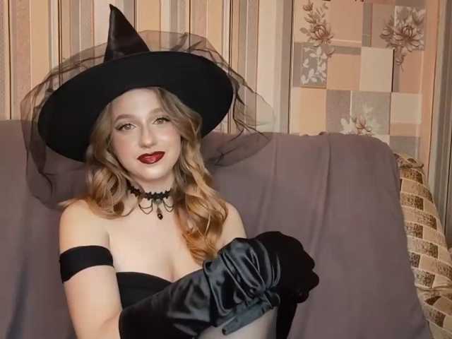 SkyeRosa live cam on BongaCams