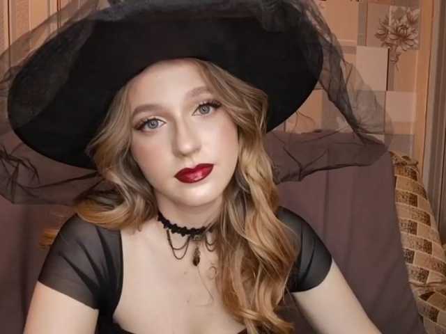 SkyeRosa live cam on BongaCams