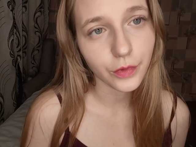 SkyeRosa live cam on BongaCams