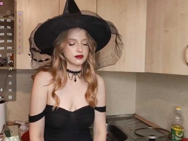 SkyeRosa live cam on BongaCams