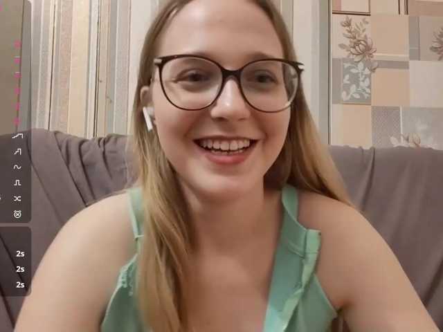 SkyeRosa live cam on BongaCams