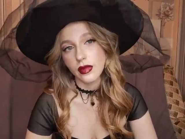 SkyeRosa live cam on BongaCams