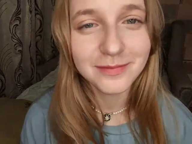 SkyeRosa live cam on BongaCams