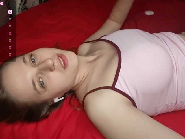 SkyeRosa live cam on BongaCams