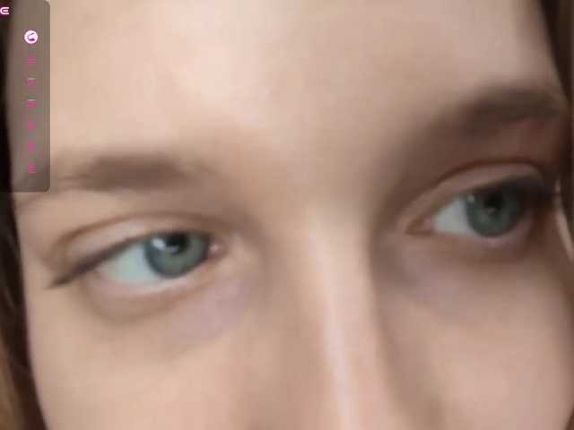 SkyeRosa live cam on BongaCams