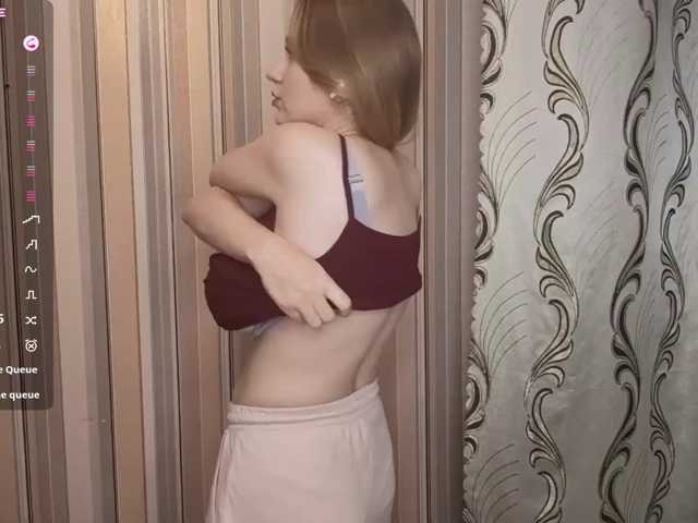 SkyeRosa live cam on BongaCams