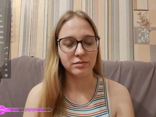 SkyeRosa live cam on BongaCams