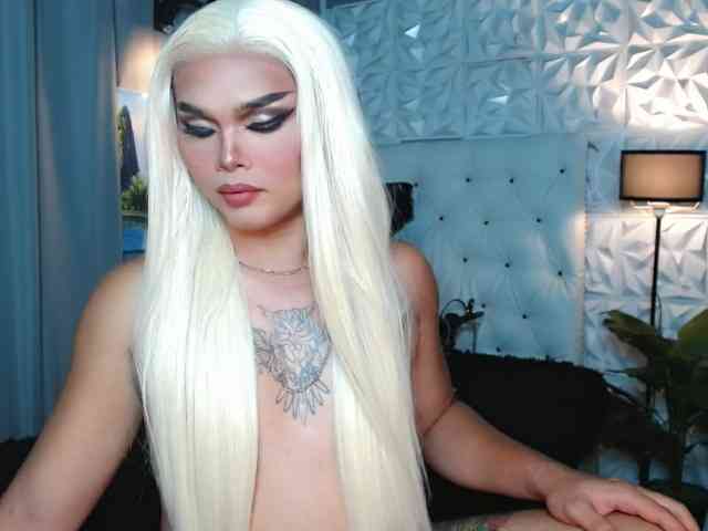 cummerholy69's live room