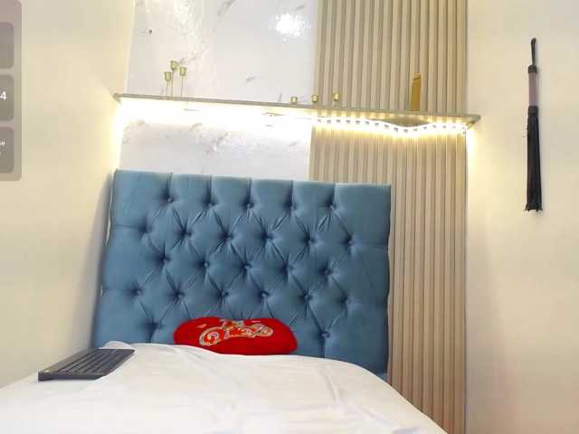 softlily69, en directo ahora en BongaCams