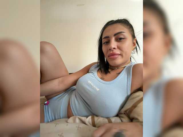 andreea1339 live cam on BongaCams