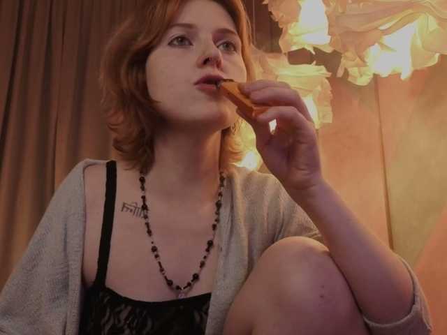 Qoshka live cam on BongaCams