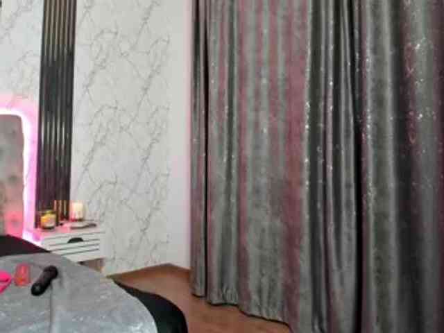 PrincessLeah webcam